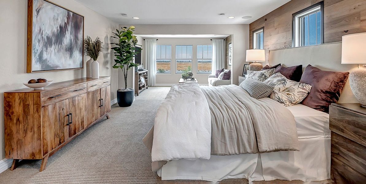 Mes-Sapphire primarybed2 GALLERY