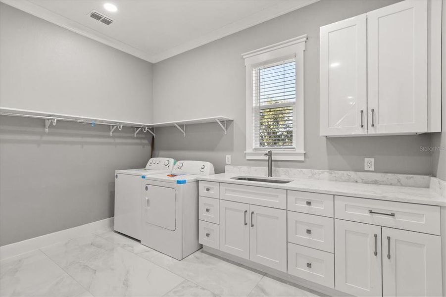 Furnished interior view inside a new home in , Clermont (Image 56). Furnished interior view inside a new home in , Clermont (Image 56).