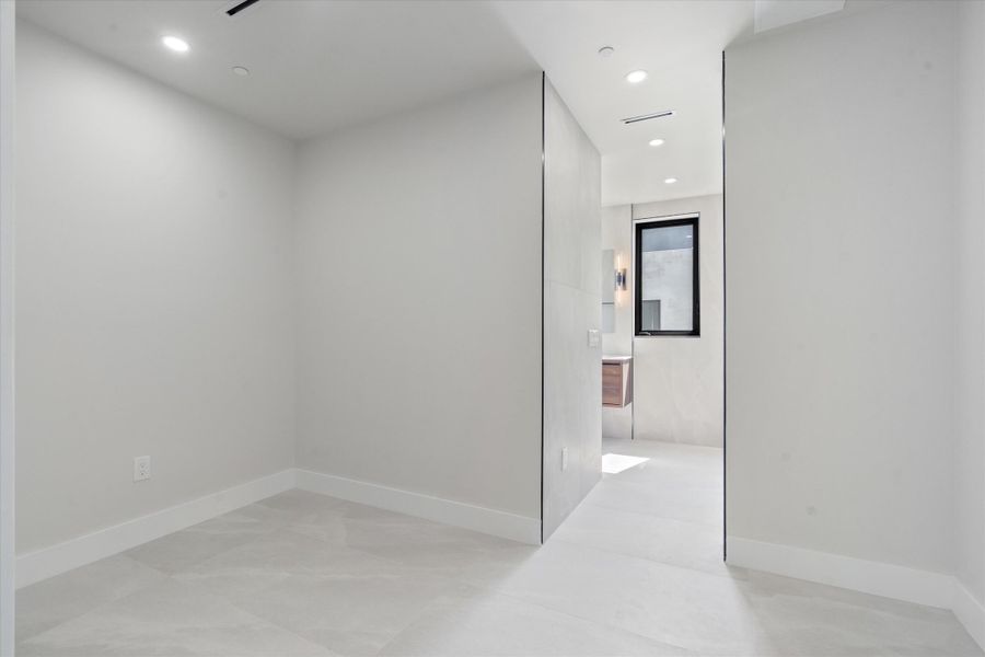 22-843 SW 14th Ct Ft. Lauderdale, FL-117
