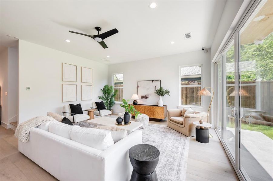 Furnished interior view inside a new home in , Dallas (Image 12).