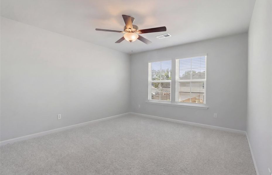 Spacious, unfurnished interior of a new home in Indigo Park, Easley (Image 15).