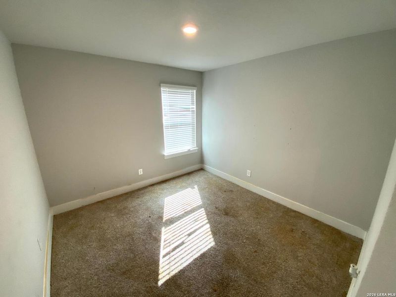 Spacious, unfurnished interior of a new home in , San Antonio (Image 23).