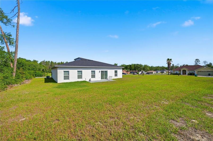 Exterior details and patio area of a home in , Ocala (Image 26).