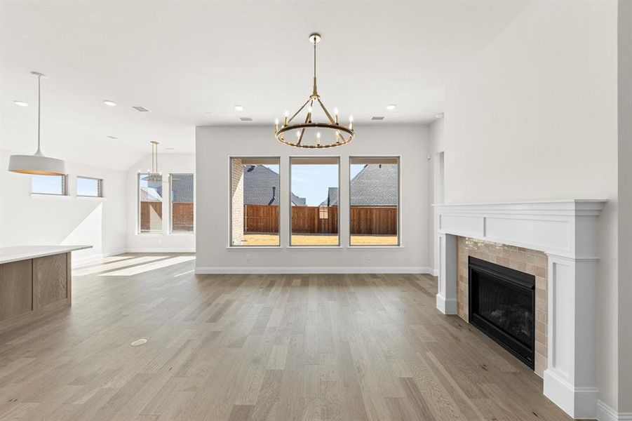 11. 3135 Fisher - Family