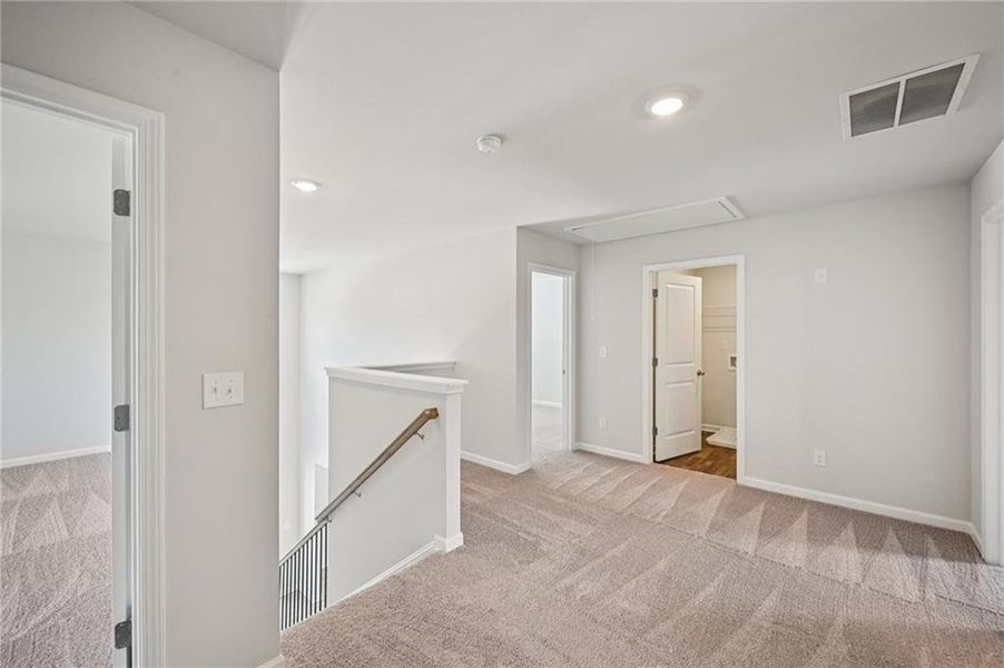 Spacious, unfurnished interior of a new home in Neely Farm, Covington (Image 23).
