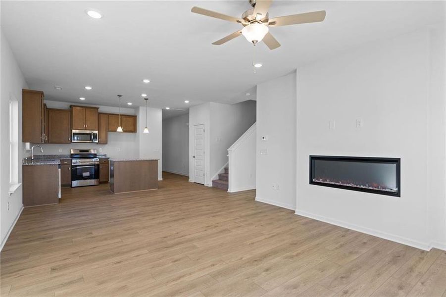 Spacious, unfurnished interior of a new home in Laurel Ridge, Rock Spring (Image 28).