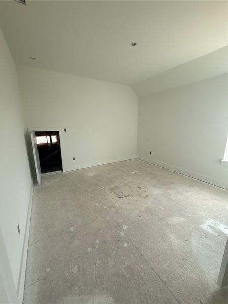 Spacious, unfurnished interior of a new home in Parkside on the River 60', Georgetown (Image 11).