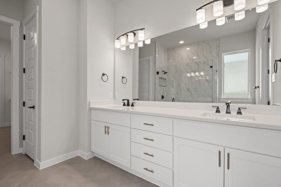 Furnished interior view inside a new home in Wolf Ranch, Georgetown (Image 15).