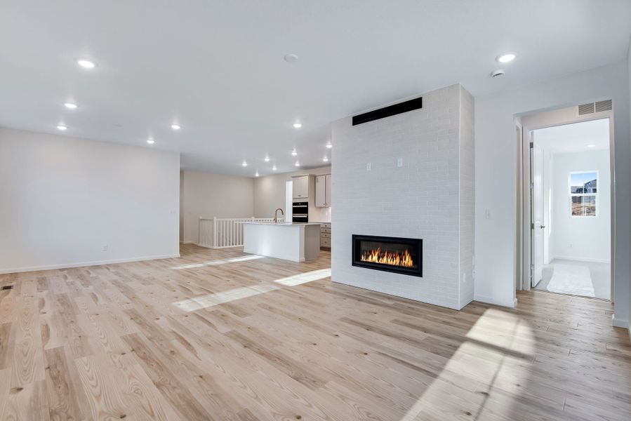 Representative unfurnished interior of a home built from the 3510 by Tri Pointe Homes in Sterling Ranch, Littleton (Image 7).