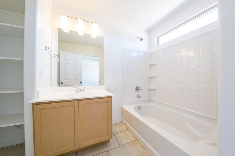 Furnished interior view inside a new home in Rancho Santa Rosa, Maricopa (Image 10).