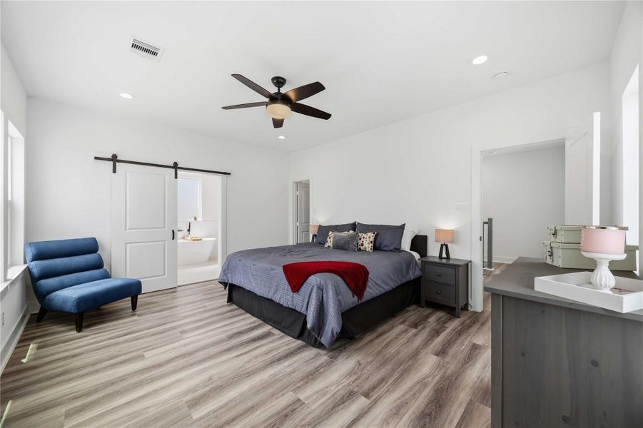 Furnished interior view inside a new home in , Houston (Image 7). Furnished interior view inside a new home in , Houston (Image 7).