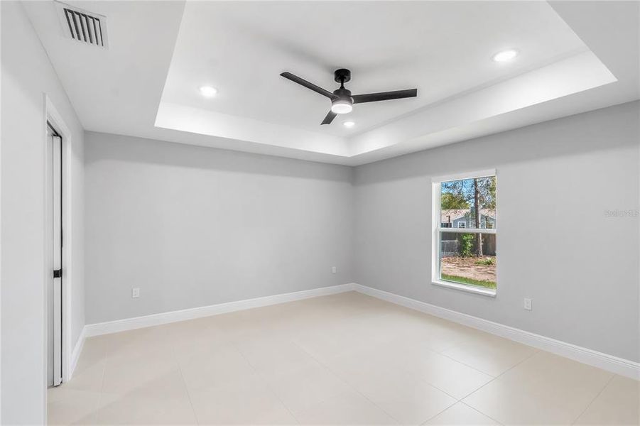 Spacious, unfurnished interior of a new home in , Belleview (Image 41). Spacious, unfurnished interior of a new home in , Belleview (Image 41).