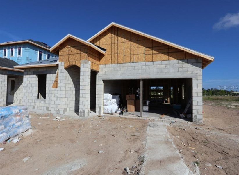 In-progress construction of a new home in North River Ranch – Garden Series, Parrish, FL (Image 8). In-progress construction of a new home in North River Ranch – Garden Series, Parrish, FL (Image 8).