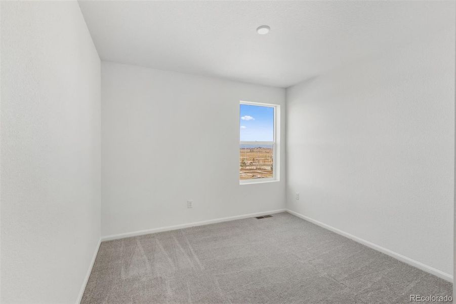 Spacious, unfurnished interior of a new home in Windler, Aurora (Image 20).