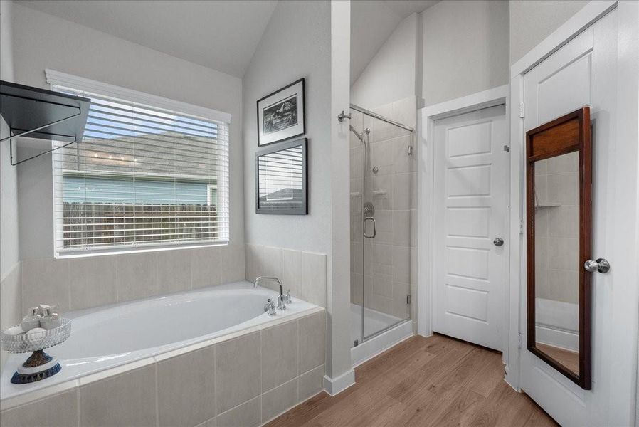 Furnished interior view inside a new home in Mustang Crossing, Alvin (Image 27).