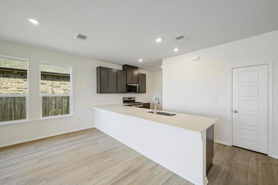 Furnished interior view inside a new home in Centerpoint Meadows, Lockhart (Image 10). Furnished interior view inside a new home in Centerpoint Meadows, Lockhart (Image 10).