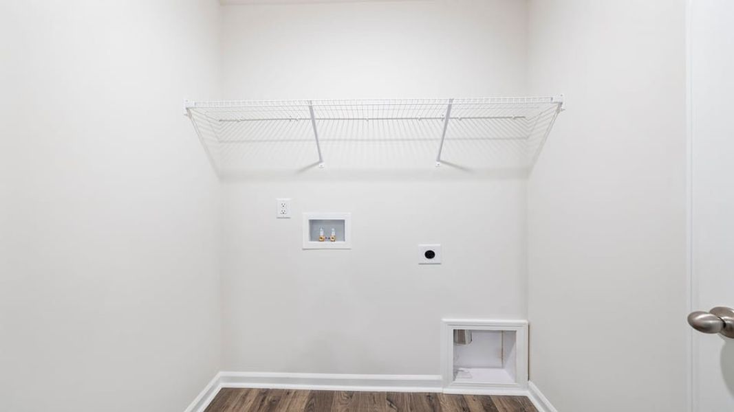 Spacious, unfurnished interior of a new home in Treemont Commons, Wellford (Image 24).