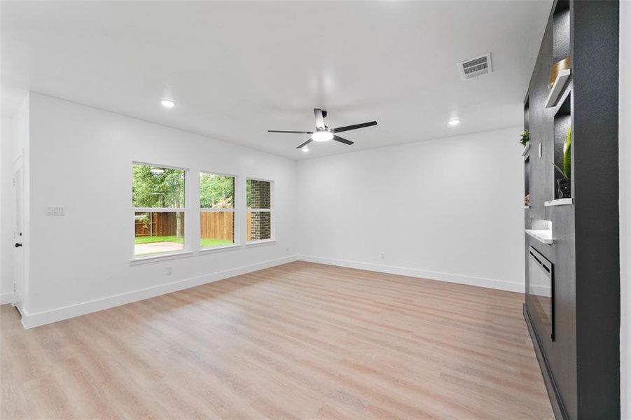 Spacious, unfurnished interior of a new home in , Trinidad (Image 20). Spacious, unfurnished interior of a new home in , Trinidad (Image 20).