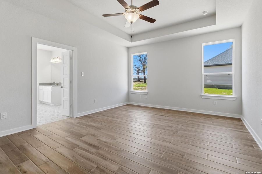Spacious, unfurnished interior of a new home in Lonesome Dove, San Antonio (Image 21).