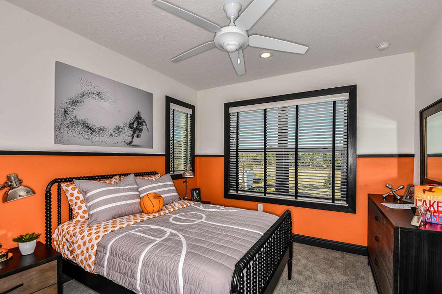 Representative furnished interior of a home built from the Meadow Brook by Neal Communities in Vicenza, Venice (Image 15).