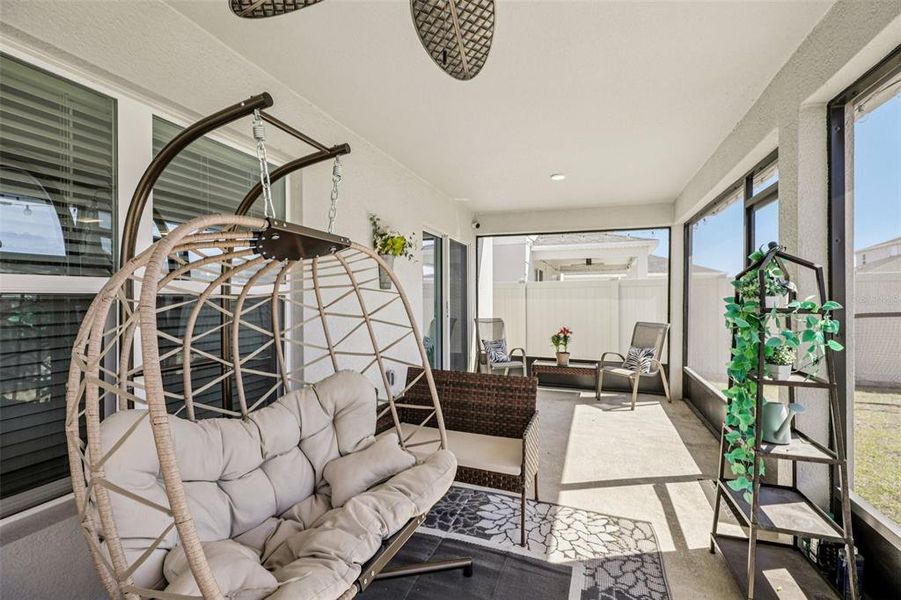 Furnished interior view inside a new home in , Clermont (Image 22).