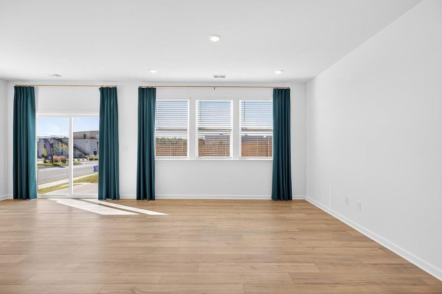 Spacious, unfurnished interior of a new home in , Winder (Image 16).