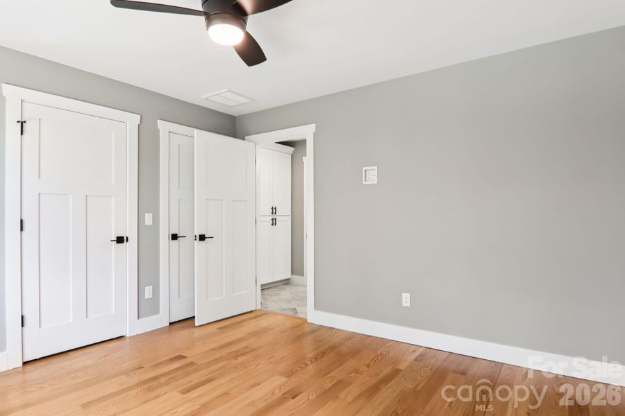 Spacious, unfurnished interior of a new home in , Hendersonville (Image 30).