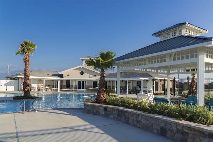 Community amenities in Lago Mar, Texas City (Image 5).