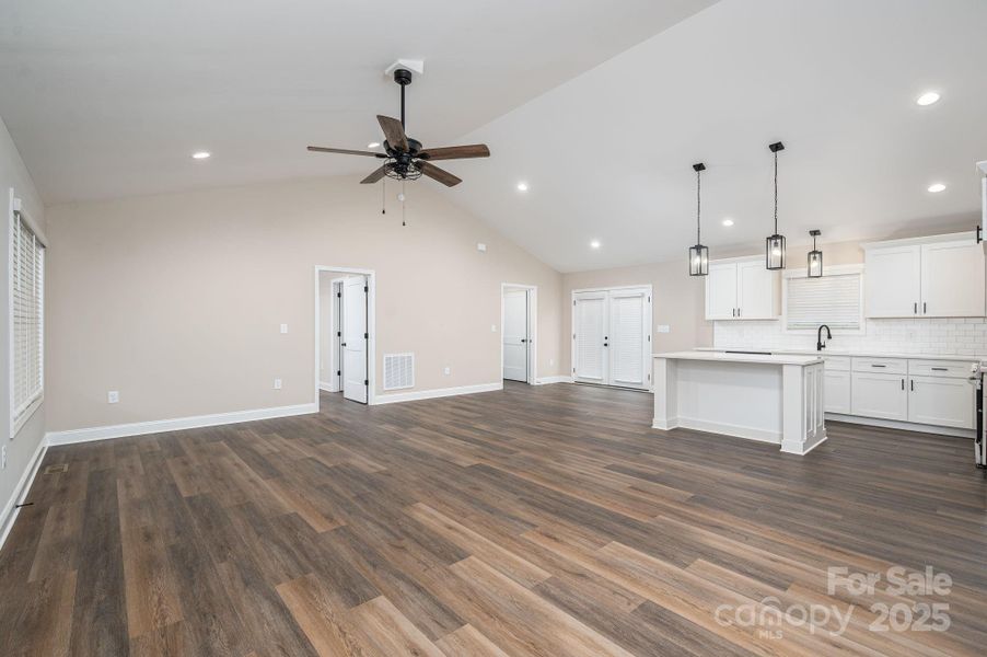 Spacious, unfurnished interior of a new home in , Lincolnton (Image 15).