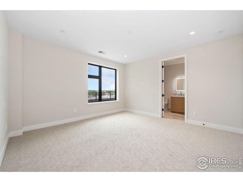 Spacious, unfurnished interior of a new home in , Loveland (Image 20).