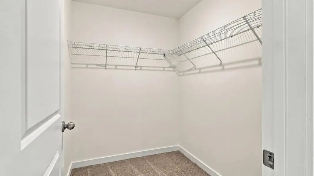 Representative unfurnished interior of a home built from the Glendale by D.R. Horton in Belhaven, Knoxville (Image 30).