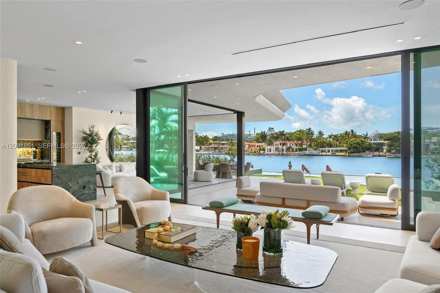 Community amenities in , Miami Beach (Image 46). Community amenities in , Miami Beach (Image 46).