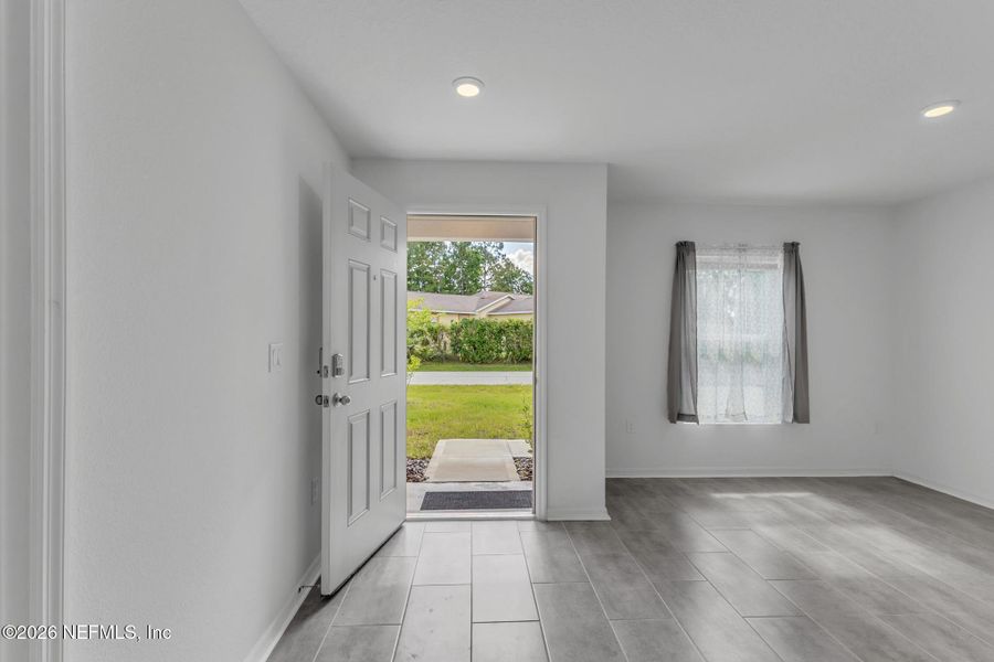 Spacious, unfurnished interior of a new home in Palm Coast, Palm Coast (Image 16).
