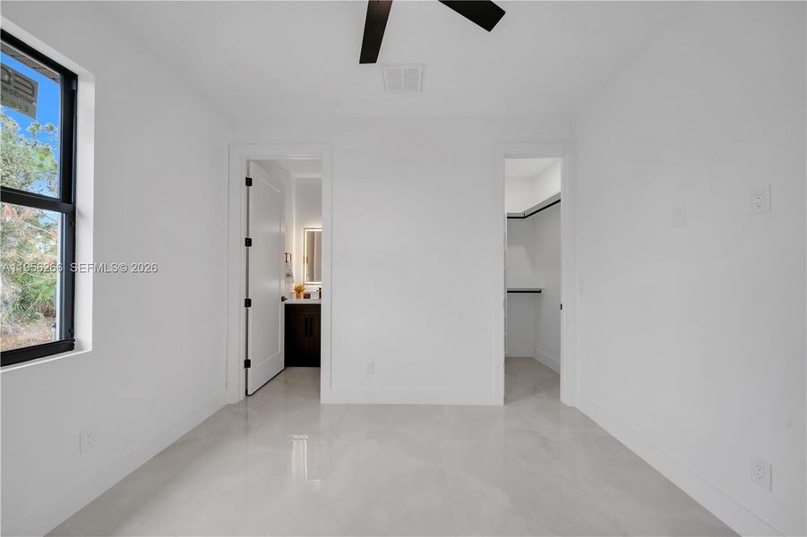 Spacious, unfurnished interior of a new home in , Lehigh Acres (Image 35).