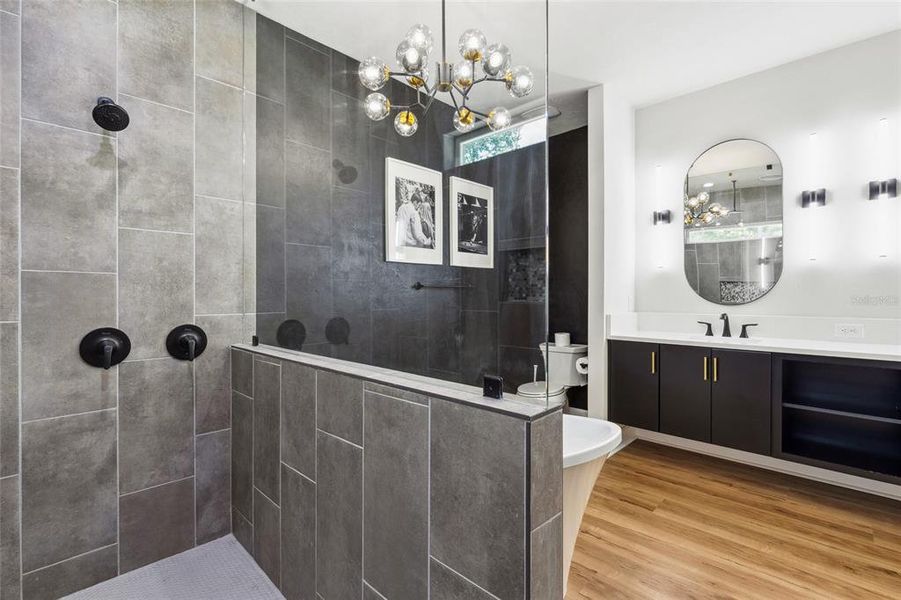 Furnished interior view inside a new home in , Alachua (Image 6).