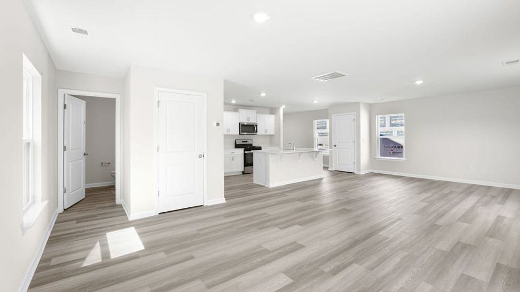 Spacious, unfurnished interior of a new home in Trailside Run, Spartanburg (Image 25). Spacious, unfurnished interior of a new home in Trailside Run, Spartanburg (Image 25).