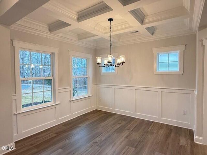 201 OM Dining room