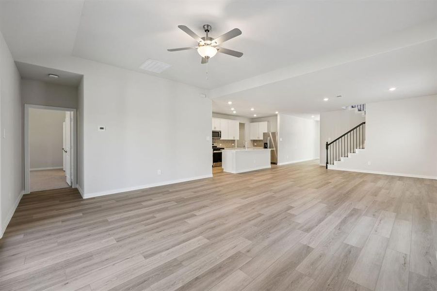 Spacious, unfurnished interior of a new home in Southridge - Signature Series, McKinney (Image 26). Spacious, unfurnished interior of a new home in Southridge - Signature Series, McKinney (Image 26).