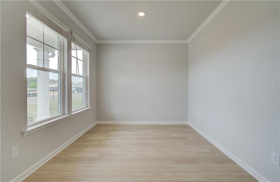 Spacious, unfurnished interior of a new home in Burchwood, Stockbridge (Image 11).