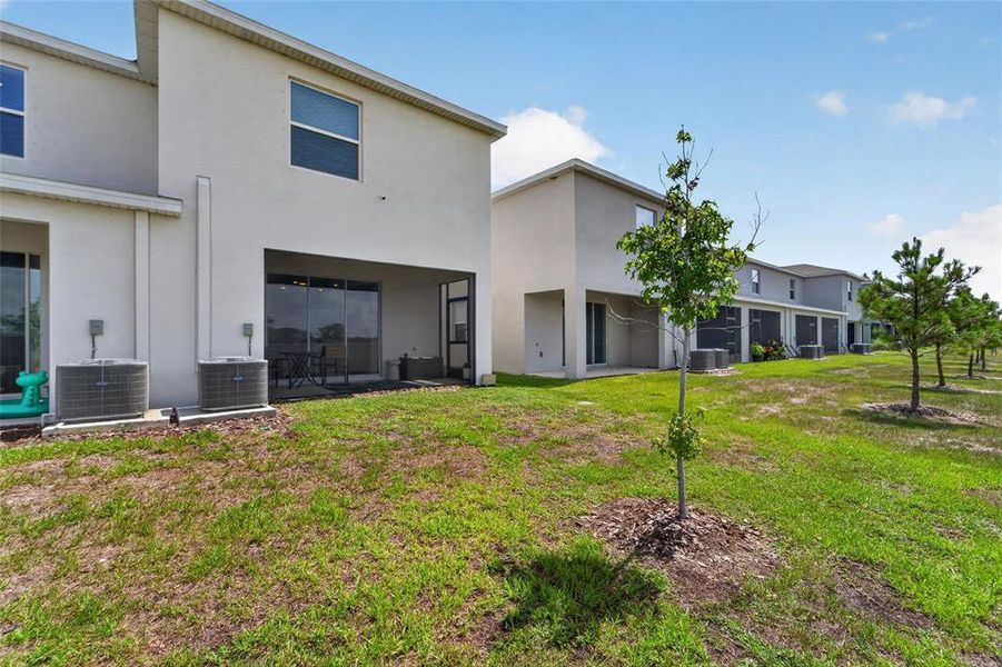 Exterior details and patio area of a home in Mangrove Point, Apollo Beach (Image 31).