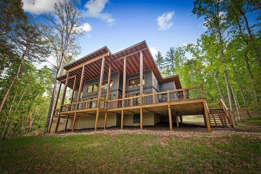 Exterior details and patio area of a home in , Blue Ridge (Image 41).