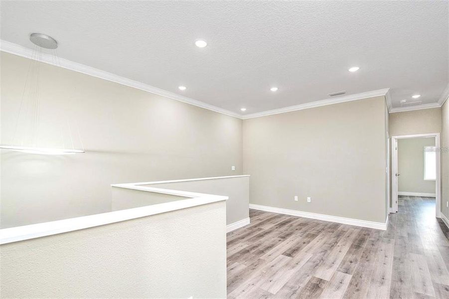 Spacious, unfurnished interior of a new home in , Davenport (Image 30).