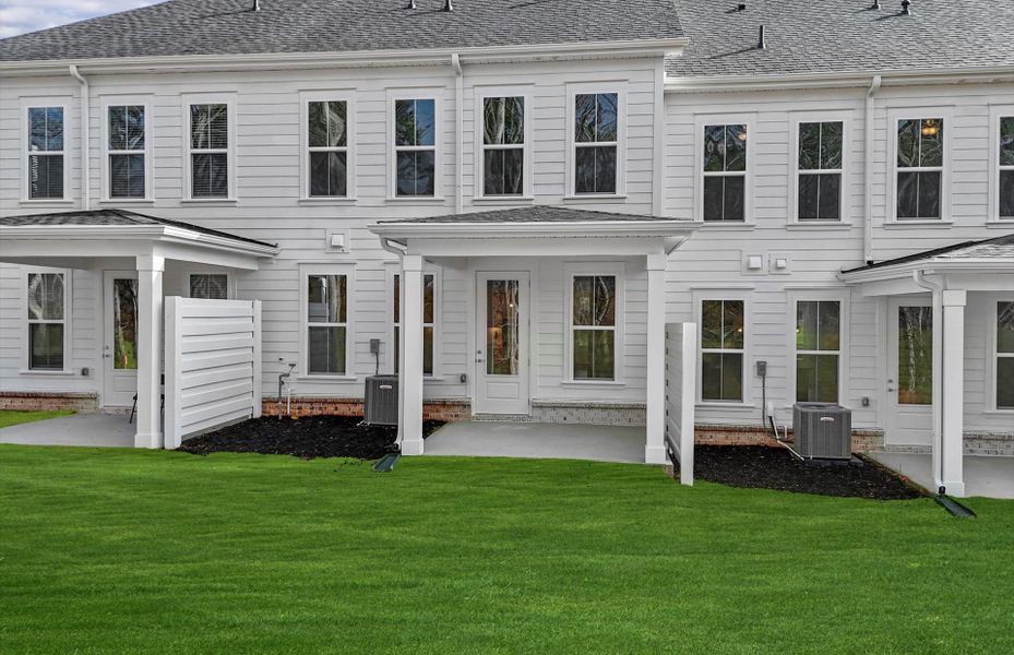 Exterior details and patio area of a home in Alston Park, Greenville (Image 4).