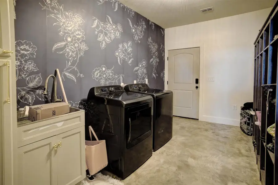 Laundry / Utility room.