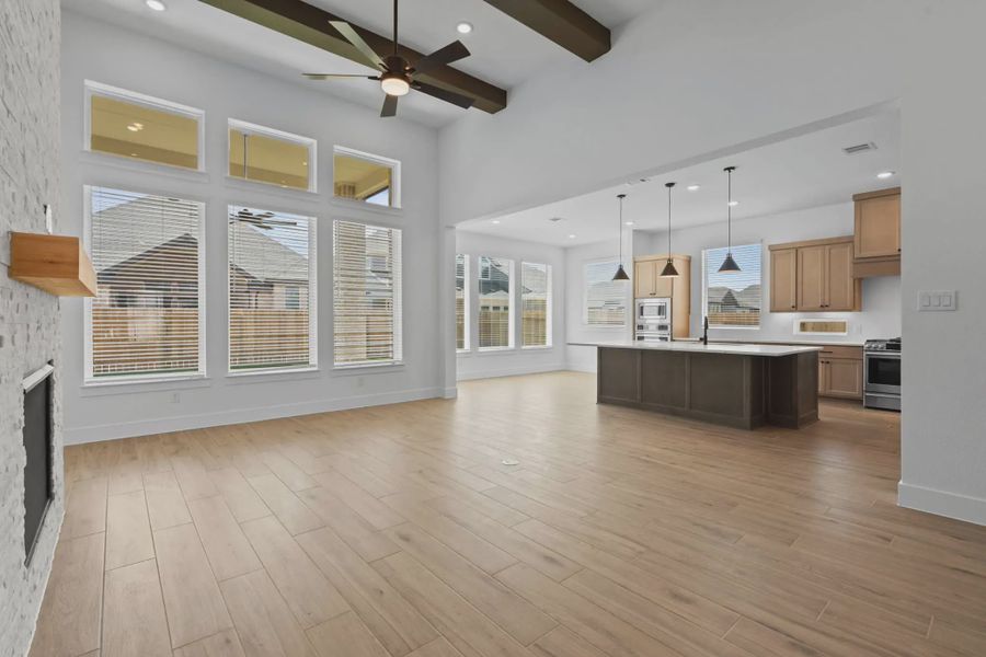 Representative unfurnished interior of a home built from the Rivercrest by Chesmar Homes in Riceland, Marion (Image 23).