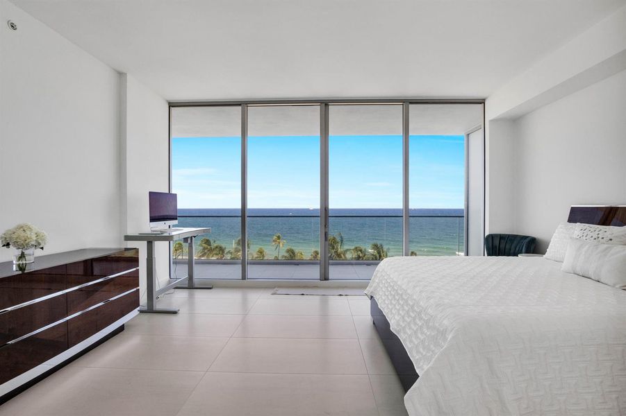 151 N Seabreeze Blvd unit 504-17 151 N Seabreeze Blvd unit 504-17