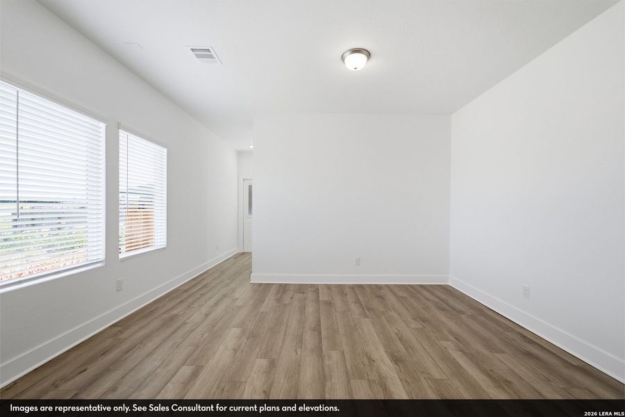Spacious, unfurnished interior of a new home in Garden Grove, San Antonio (Image 11).