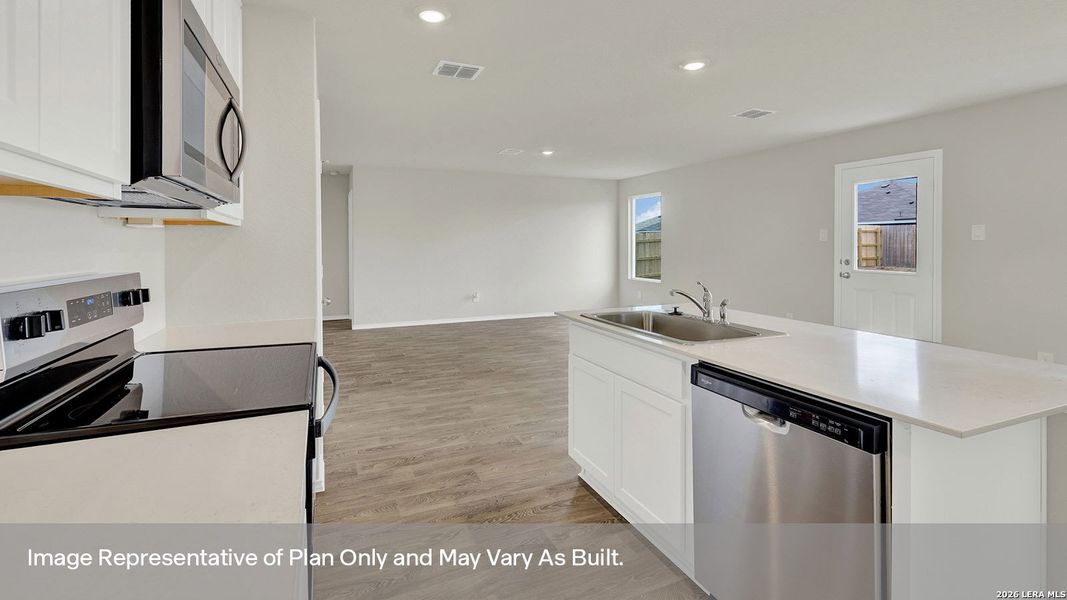 Furnished interior view inside a new home in Swenson Heights, Seguin (Image 10).