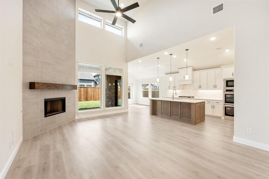 Image 39 of a home in Woodstone.