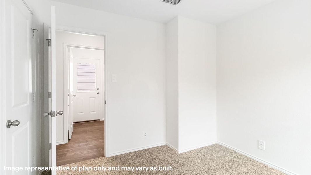 Representative unfurnished interior of a home built from the The Gabriel by D.R. Horton in Sonora, San Antonio (Image 22).